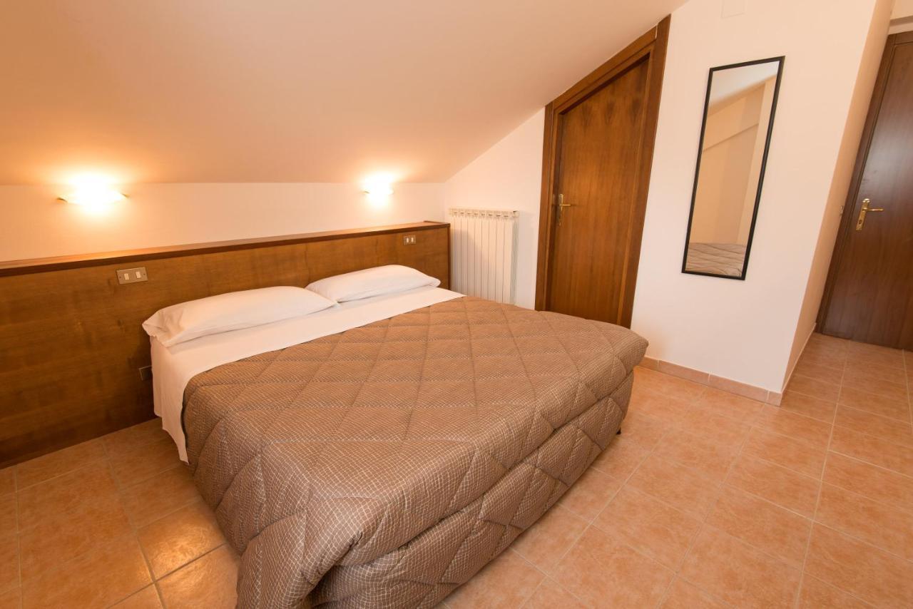 Albergo Della Corte Pescasseroli Exterior foto