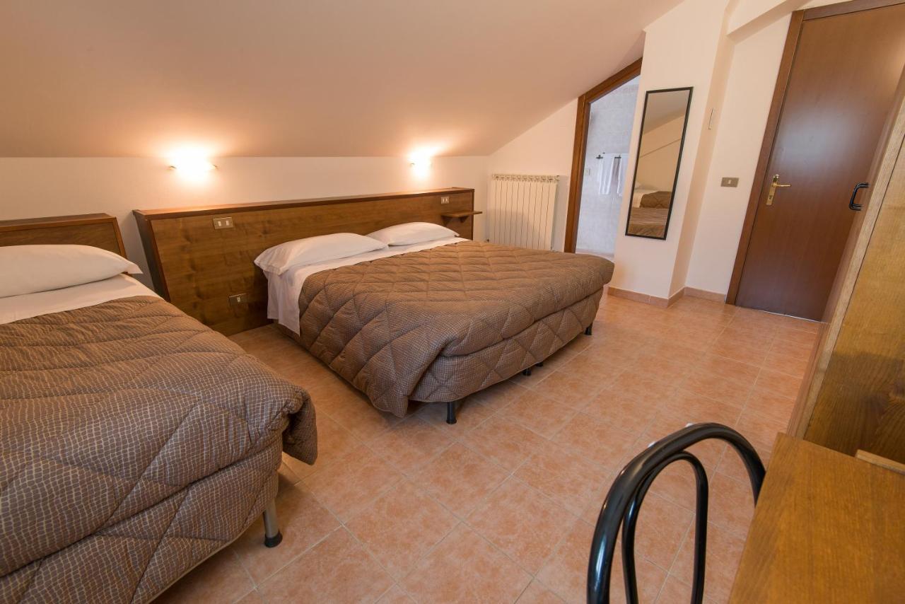 Albergo Della Corte Pescasseroli Exterior foto